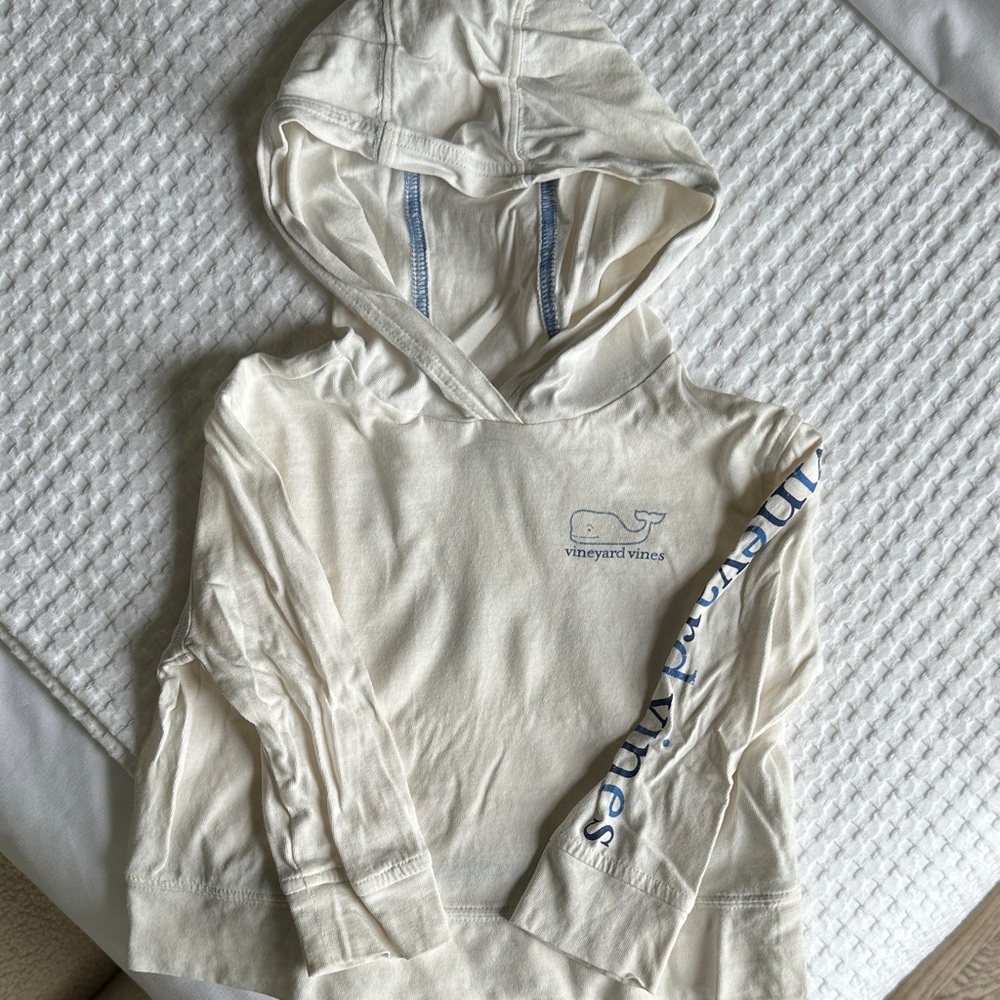 Vineyard Vines Kids Off-White Hoodie with Blue Accents
